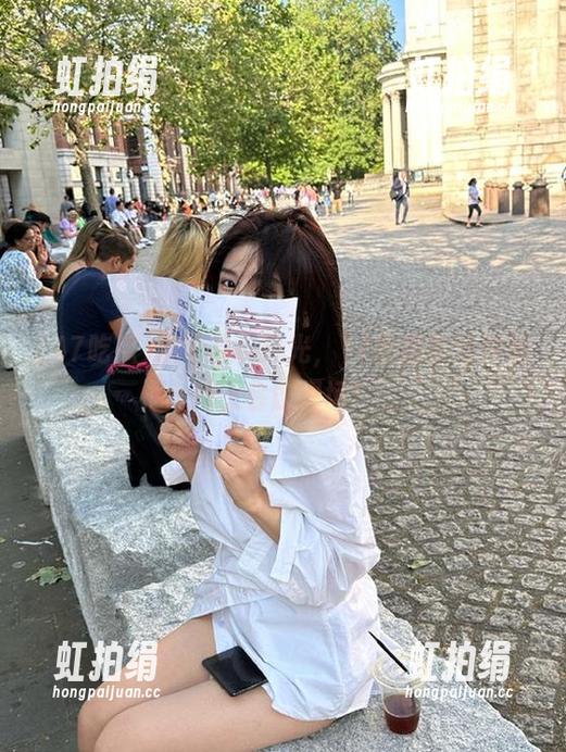 扒哥黑料曝光，17吃瓜直达神秘线上会议现场！