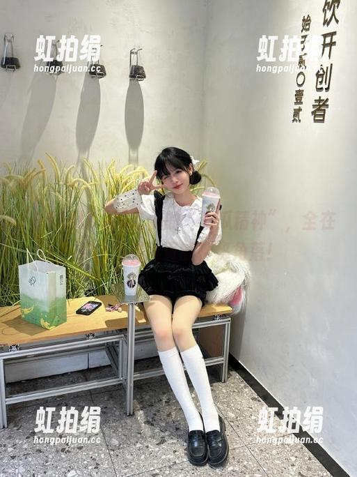 网红们的“吃瓜精神”，全在911爆料网页的神秘角落！