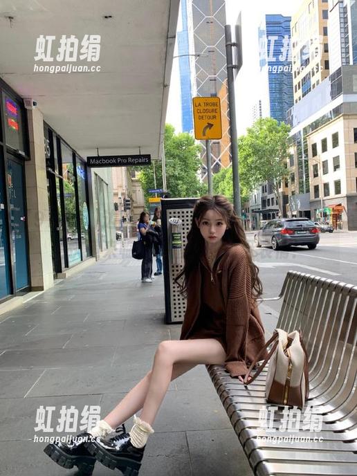 边吃瓜，边玩91吃瓜app，黑料快递来临，保留你的惊讶表情！