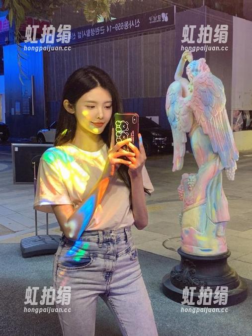 91吃瓜在线更新：他们的瓜是在线上也是线下？