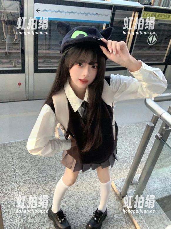 每逢无聊时，总是到“www.黑料”网址寻宝，简直是我的开心来源！