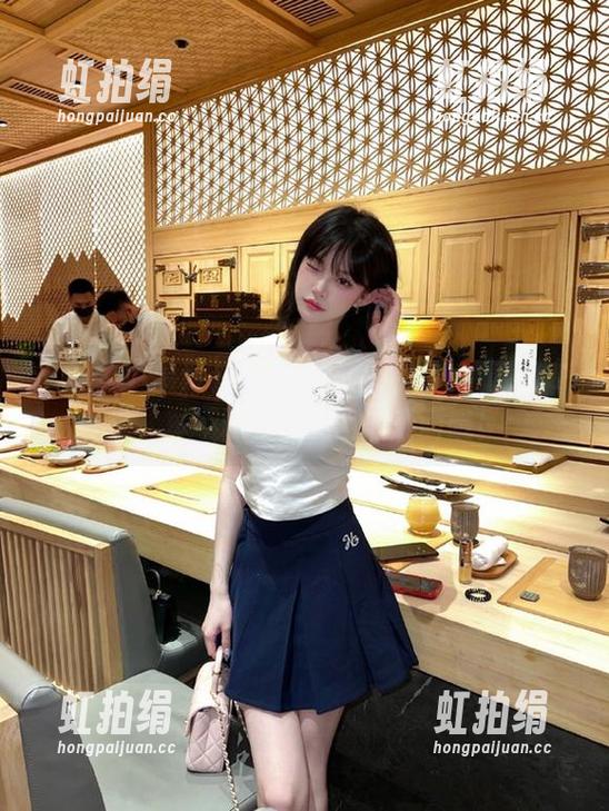 免费在www.黑料，边看边惊，真不敢相信眼前的场面哦！