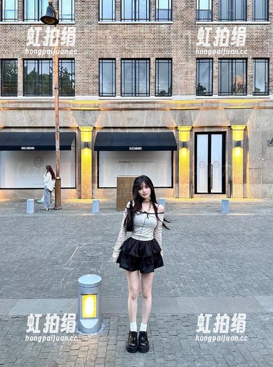 观看zztt21就像在做一场智力测试，智商掉了个底儿！