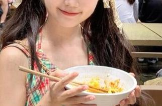 欢迎来到五一吃瓜传送门，今日吃瓜娜娜又在撒娇了！