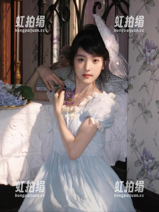 页面刷新，无意间看到五一吃瓜娜娜的更新，我是不是有点脸红？