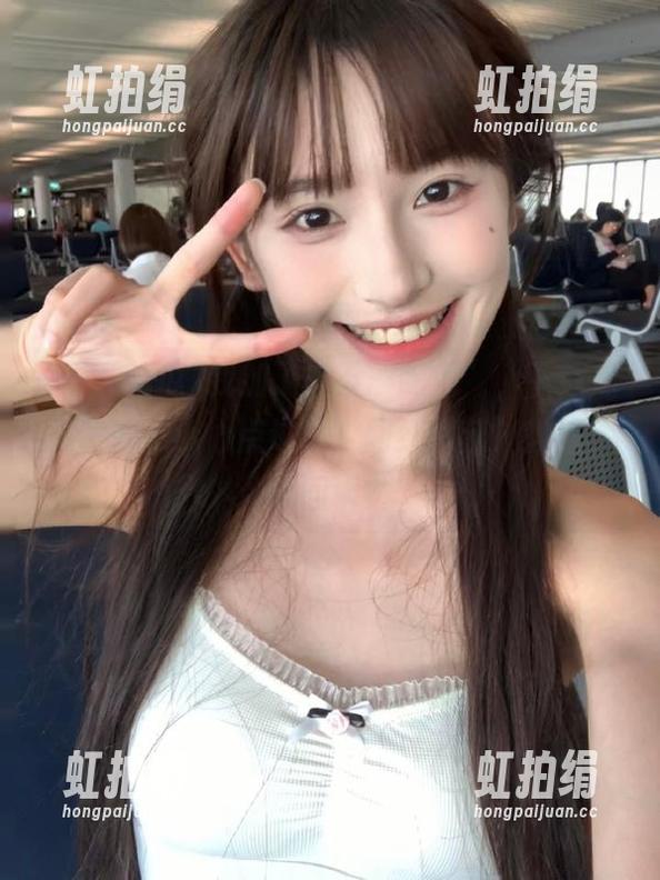 我加了“五一吃瓜”，下载后竟然一不小心点进了“网红蘑菇”教程，咋回事？