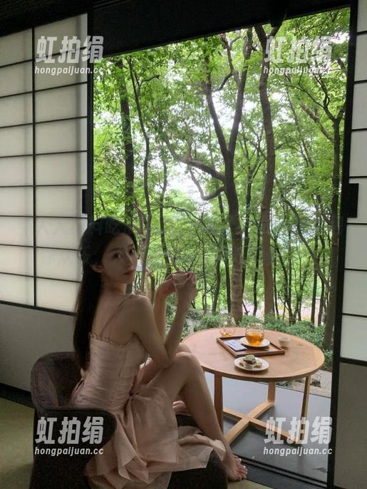 别犹豫了，最新黑料包你欢乐，人人黑料吃瓜网51等着你！