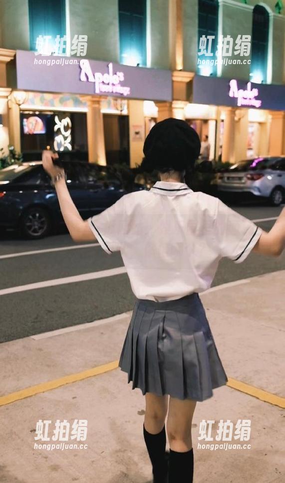 吃瓜网站 吃瓜网站:娱乐圈里的通稿和真实面孔,你信哪个?