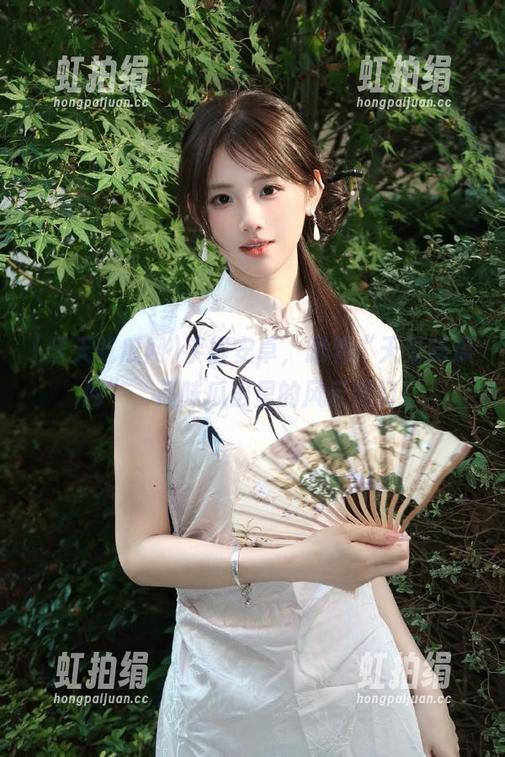 天天吃瓜网 手握安卓,跟着“天天吃瓜网”,品味瓜田里的风云变幻!