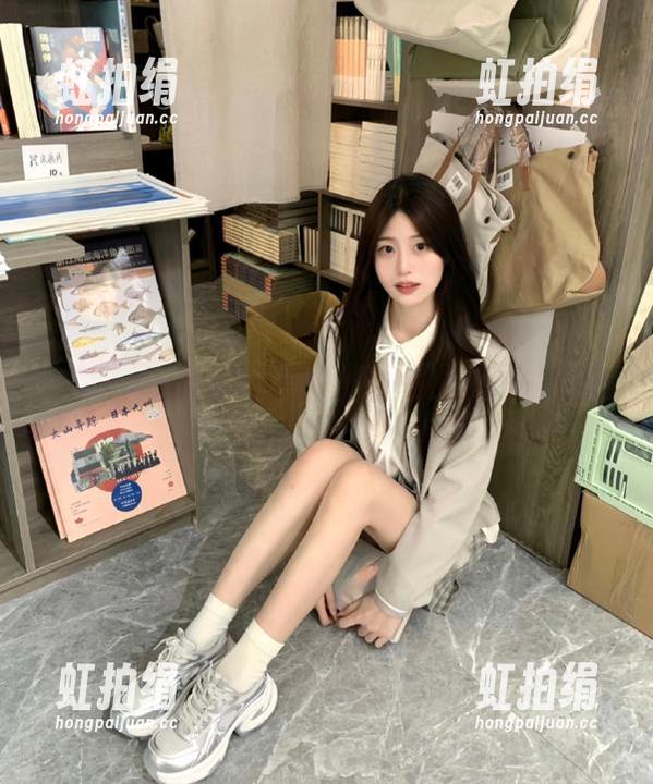 没想到，扒哥黑料首页轻松在线看！随便翻翻都有好料，嘿嘿