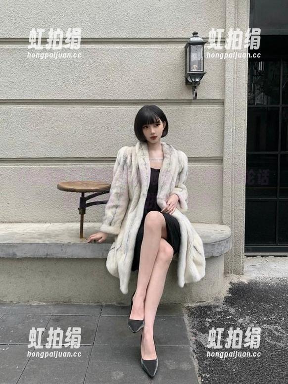 网曝吃瓜地址，今晚的讨论话题就等你了，拼命抓住吧！