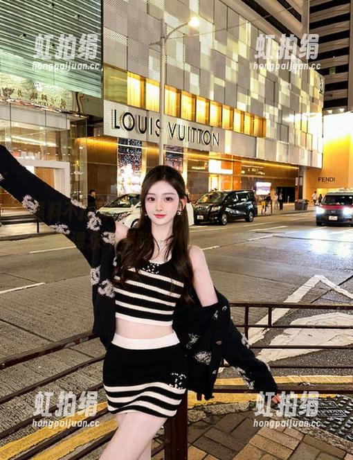 在“黑料不打烊”下载，做好功课永不迷路，八卦全靠它了吧？