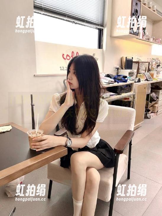 毛病不大，发布黑料不打烊fulilv，今天只想吃外卖和瓜。