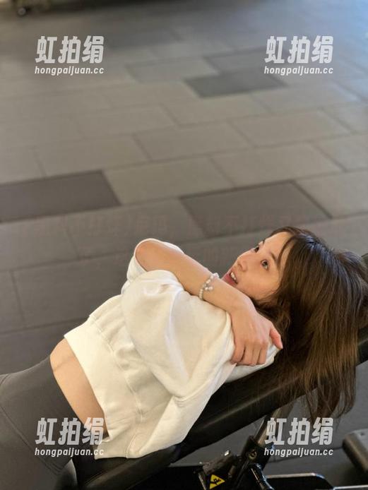 尼玛，黑料不打烊又换地址了，这难道是玩的新把戏？