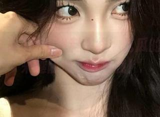 最新黑料在线：吃瓜的姿势越来越随便，合适我！