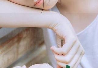 “黑料在线吃瓜”中的链接像是调皮的小精灵，时不时来个爆雷，真的是急停不动。