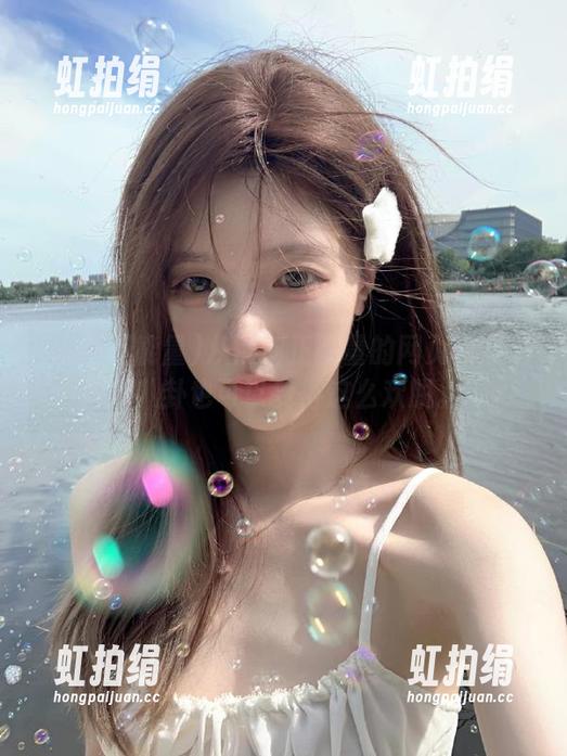 从黑料正能量的网页里发现，八卦也可以变得这么欢脱。