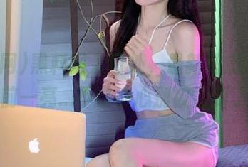 黑料网入口处，最新动态让你眼前一亮…不过小心别被雷到了