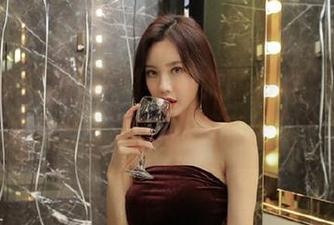 黑料老司机的传送门，带你体验什么叫“黑暗骑士”！