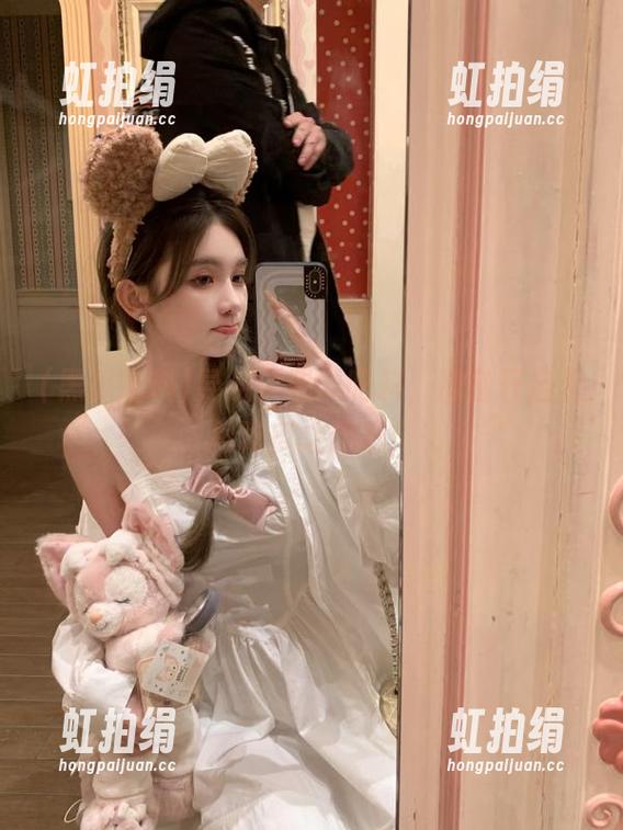 导航至黑瓜吃料，准备开启无尽吃瓜之旅吧！